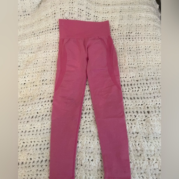 NVGTN Bubble Gum Pink NV Seamless Leggings - Picture 4 of 8